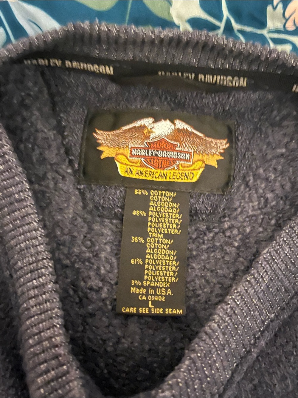 Harley-Davidson Black Crewneck Sweatshirt with Small Chest Logo Men’s Size Large - Picture 3 of 4